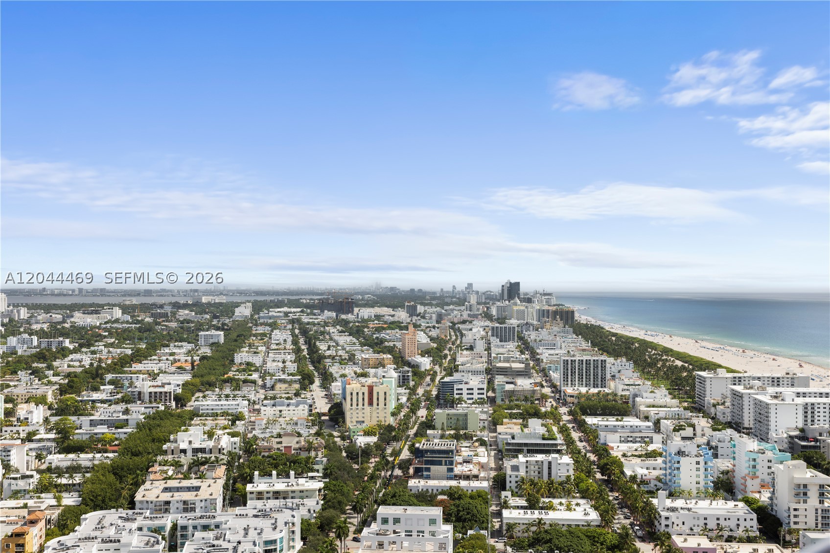 300 S Pointe Dr #3604, Miami Beach FL 33139