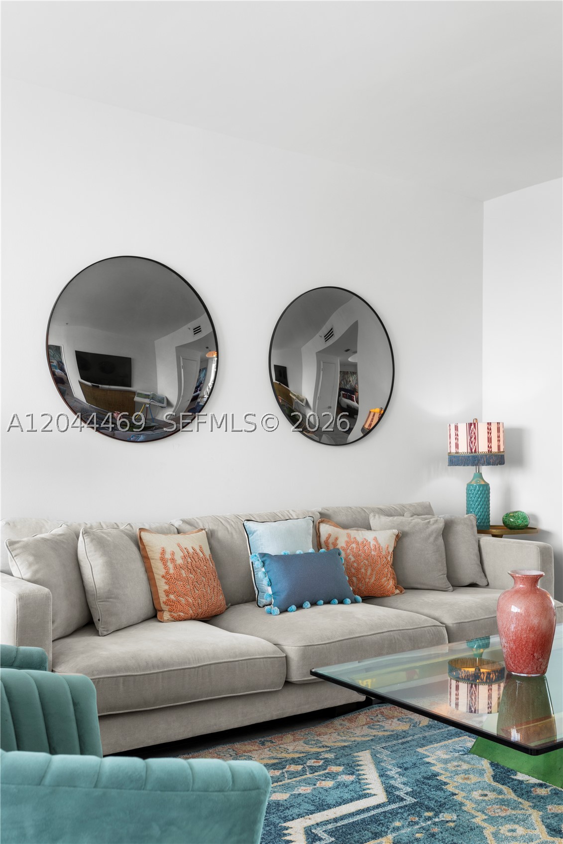 300 S Pointe Dr #3604, Miami Beach FL 33139
