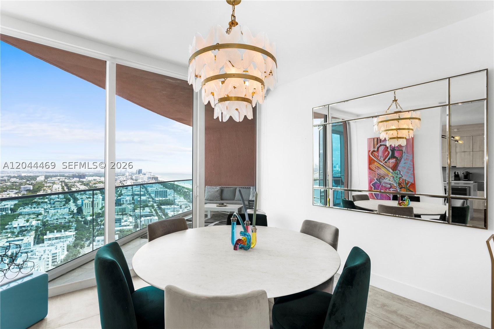 300 S Pointe Dr #3604, Miami Beach FL 33139