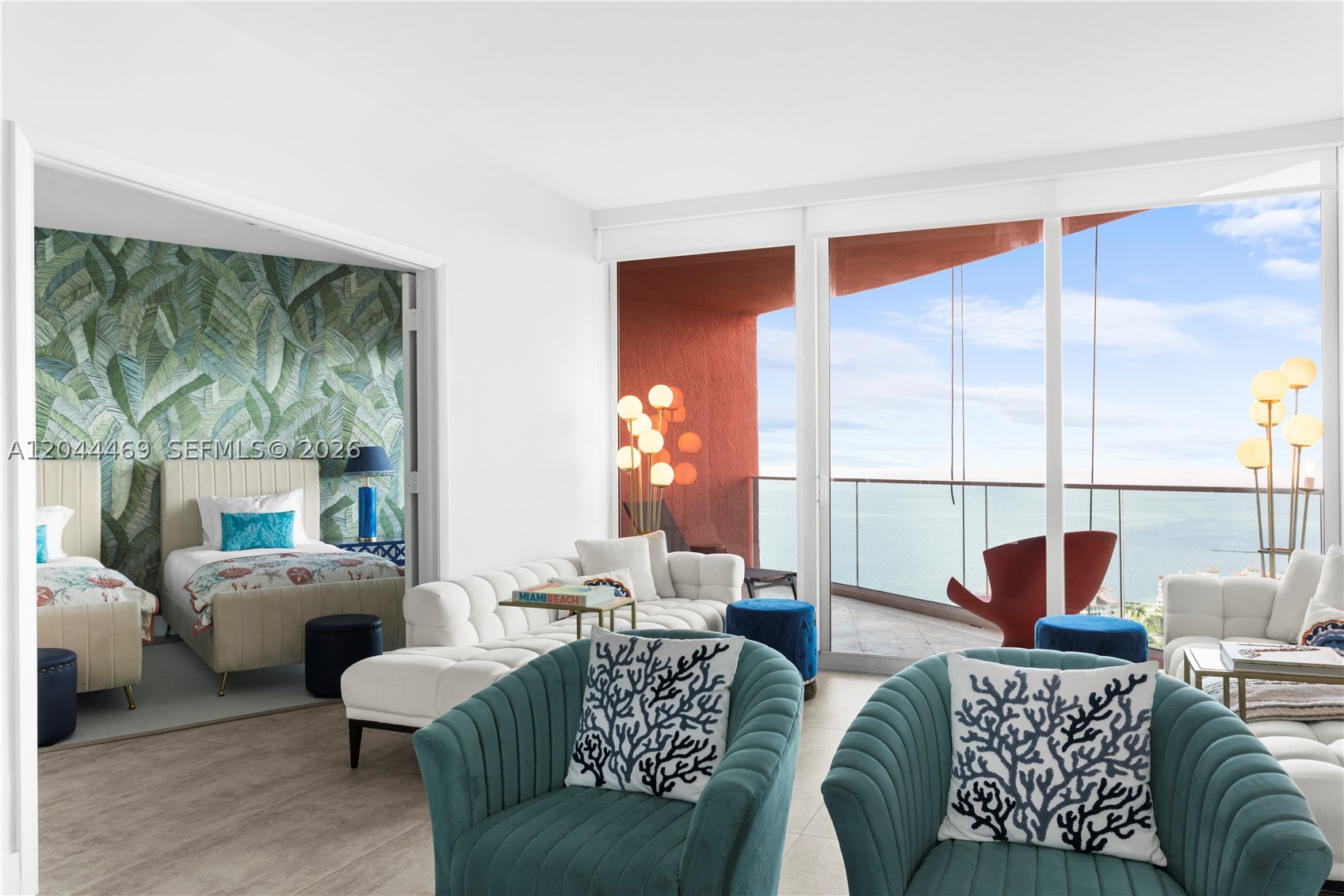 300 S Pointe Dr #3604, Miami Beach FL 33139