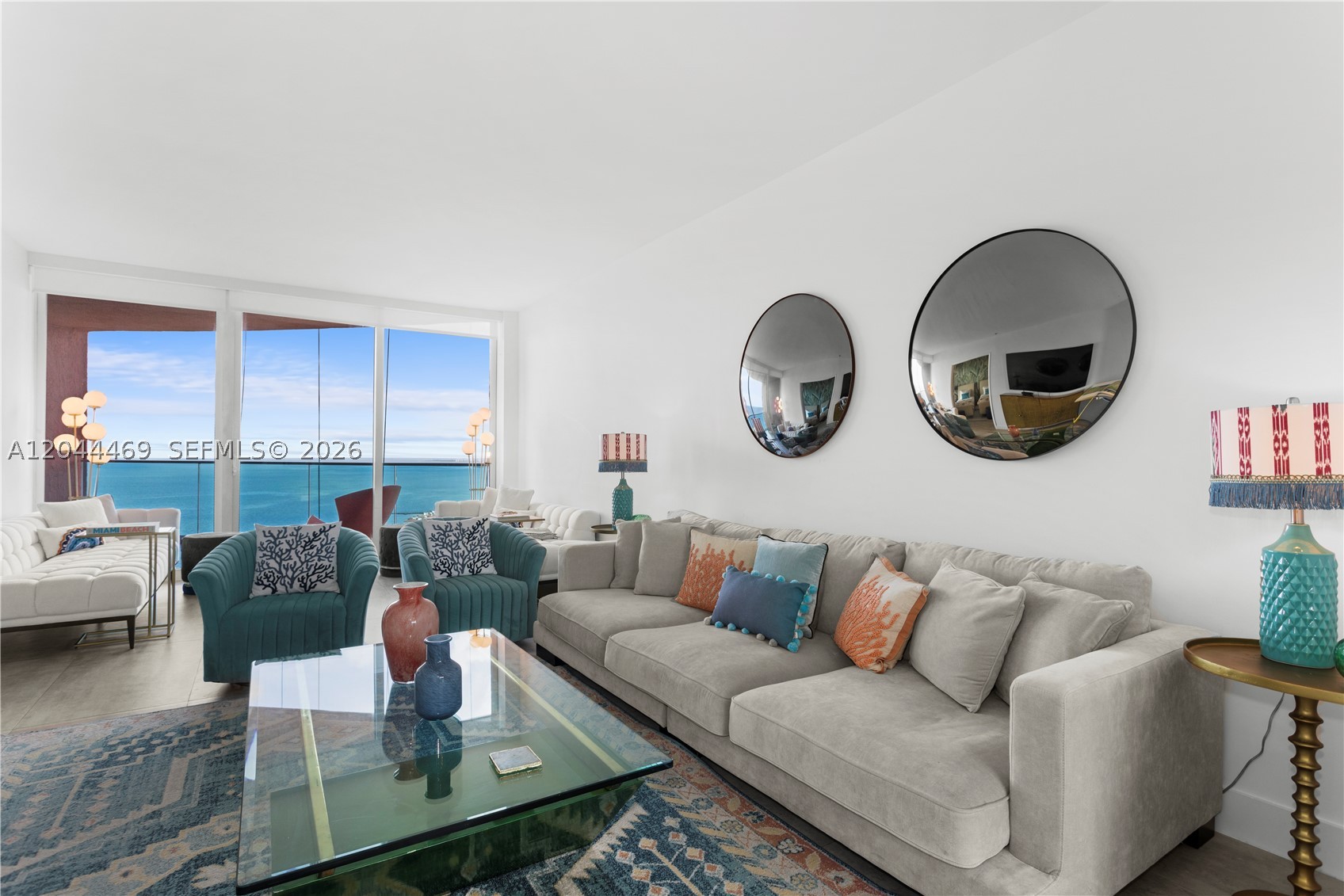 300 S Pointe Dr #3604, Miami Beach FL 33139