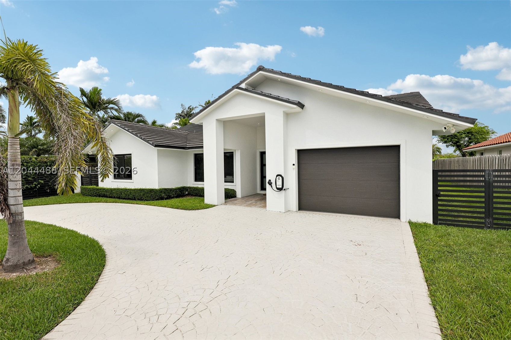6816 SW 89th Ct, Miami FL 33173