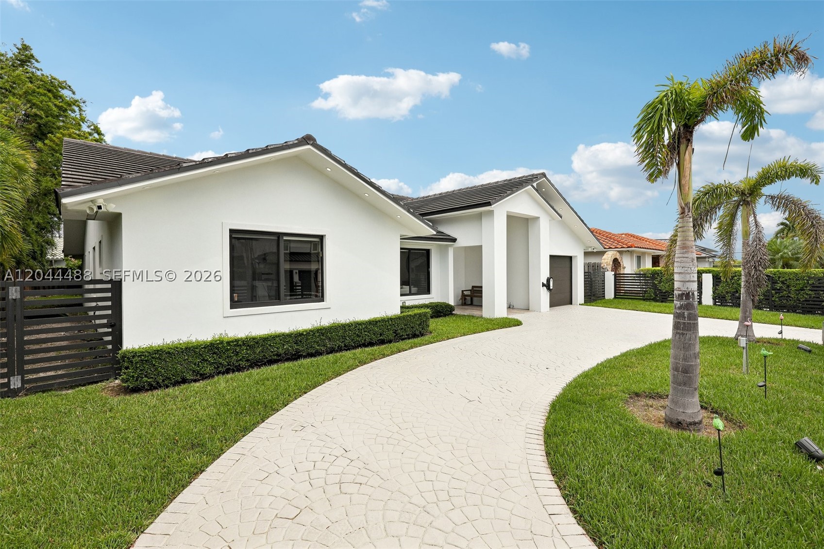 6816 SW 89th Ct, Miami FL 33173