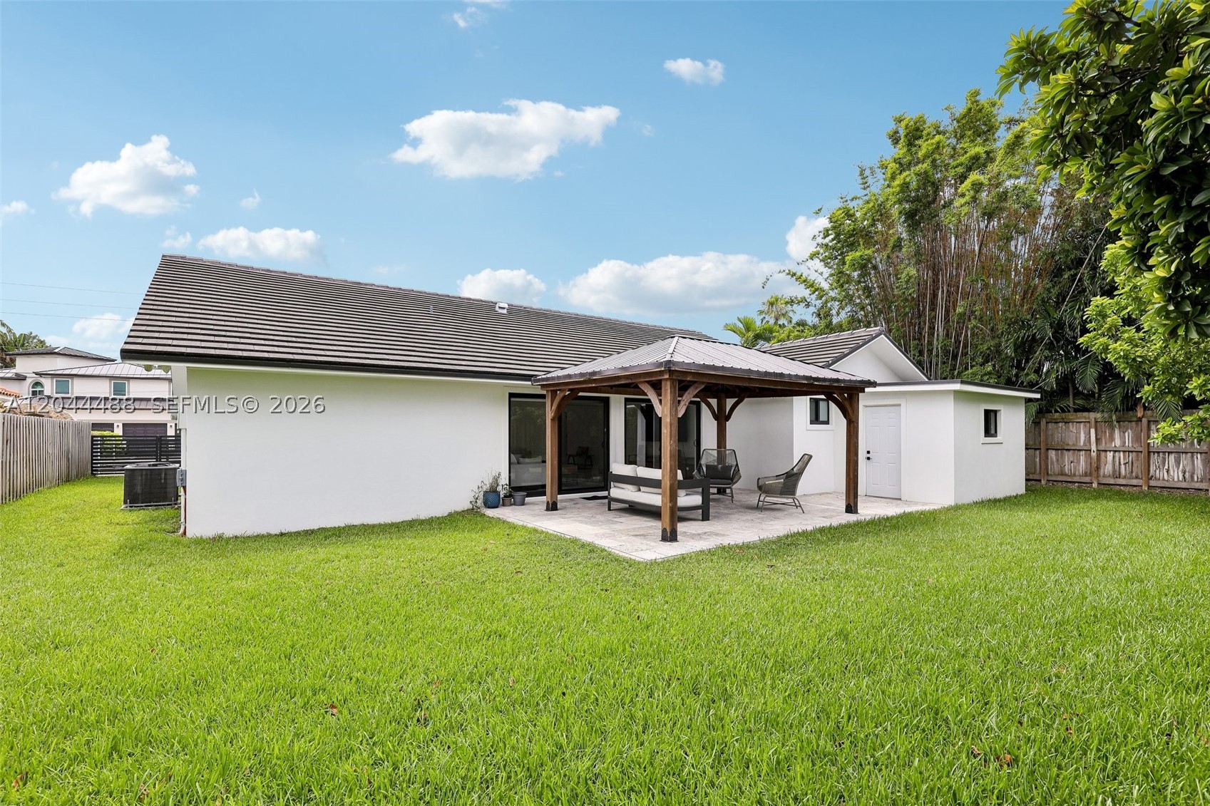 6816 SW 89th Ct, Miami FL 33173