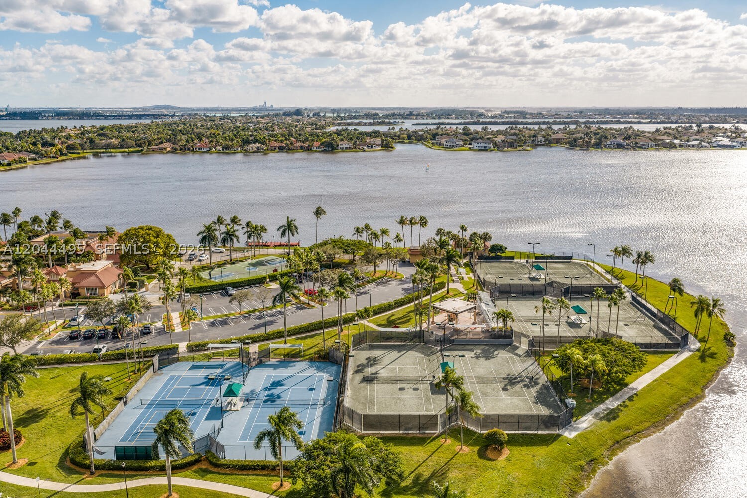 3910 SW 186th Ter, Miramar FL 33029