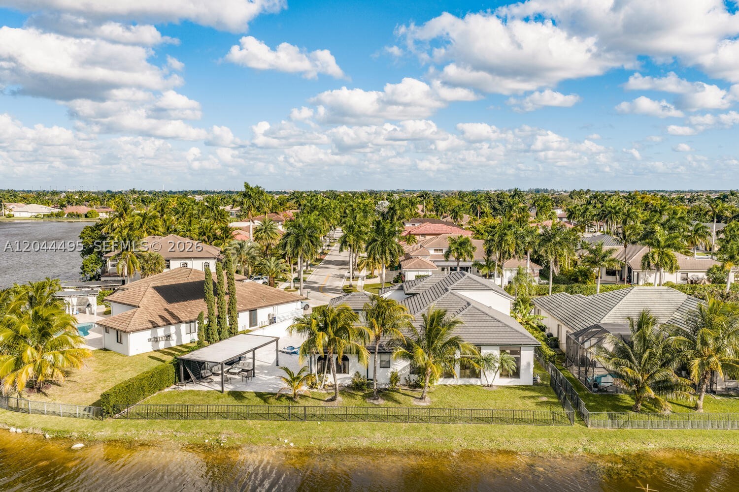 3910 SW 186th Ter, Miramar FL 33029