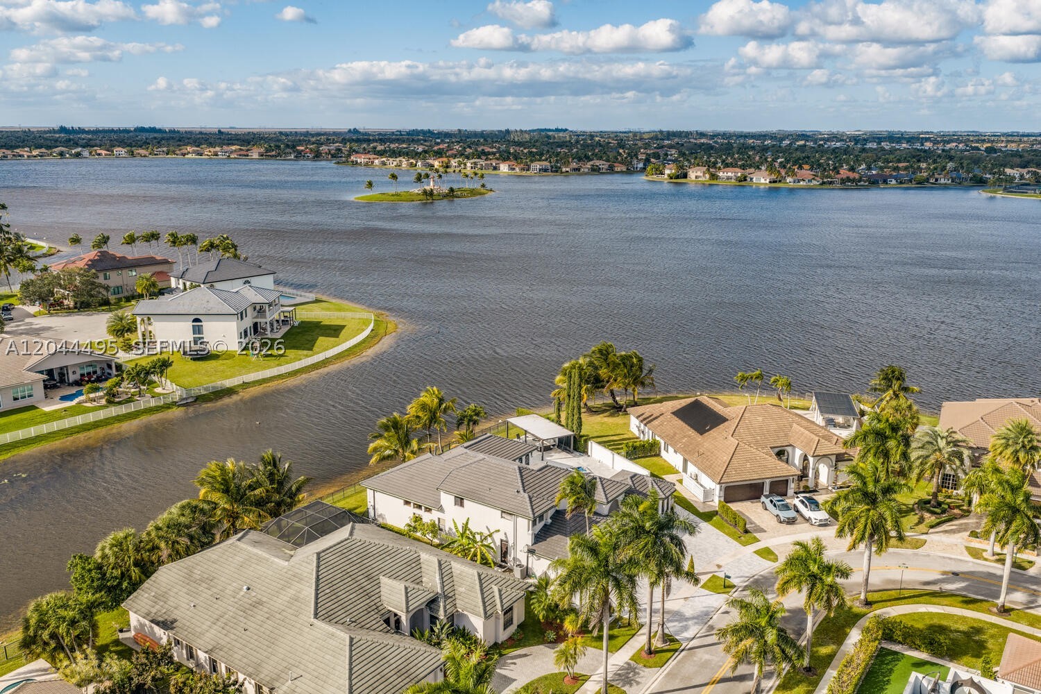 3910 SW 186th Ter, Miramar FL 33029