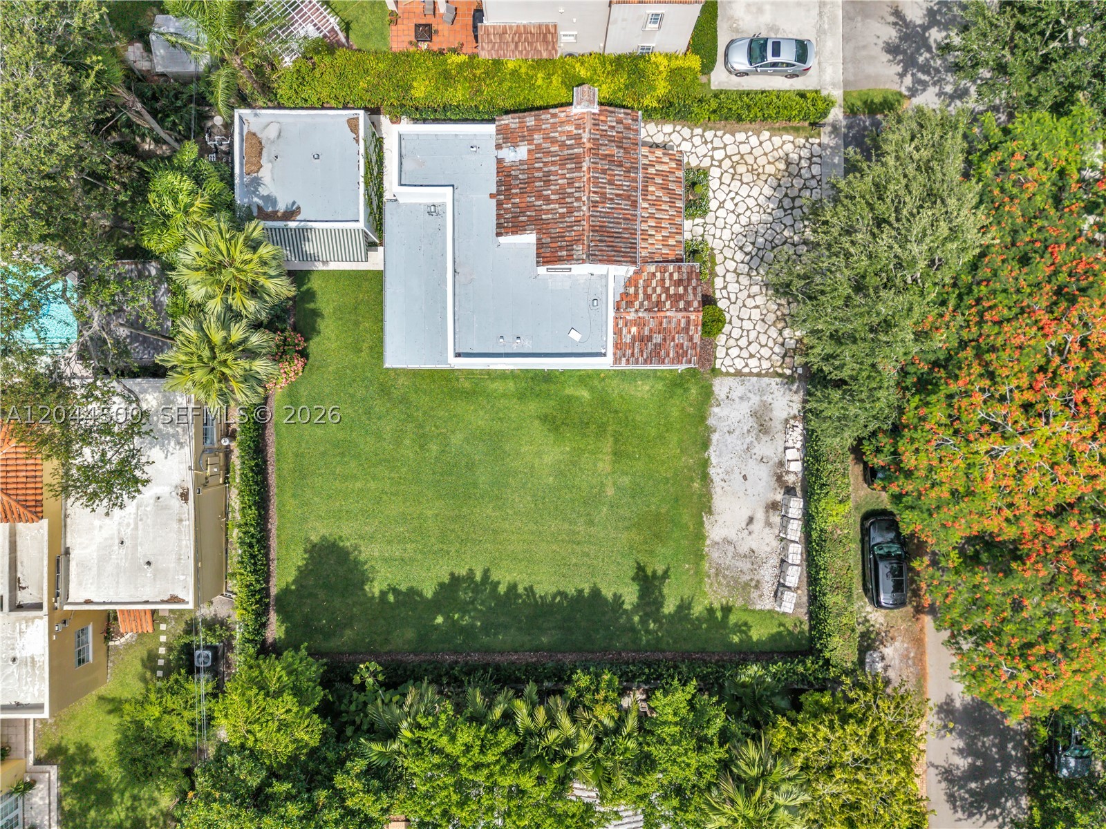 5730 SW 49th St, South Miami FL 33155
