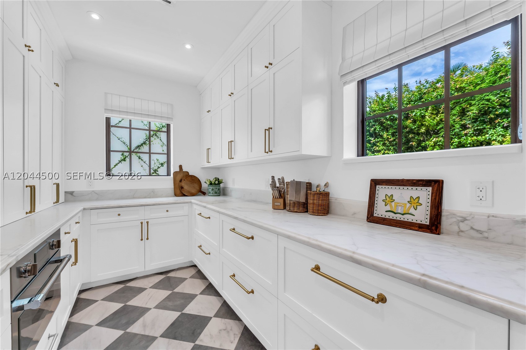 5730 SW 49th St, South Miami FL 33155