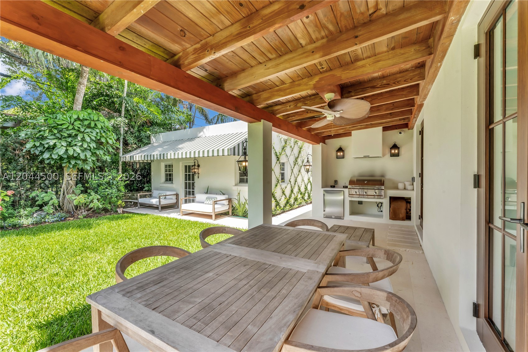 5730 SW 49th St, South Miami FL 33155