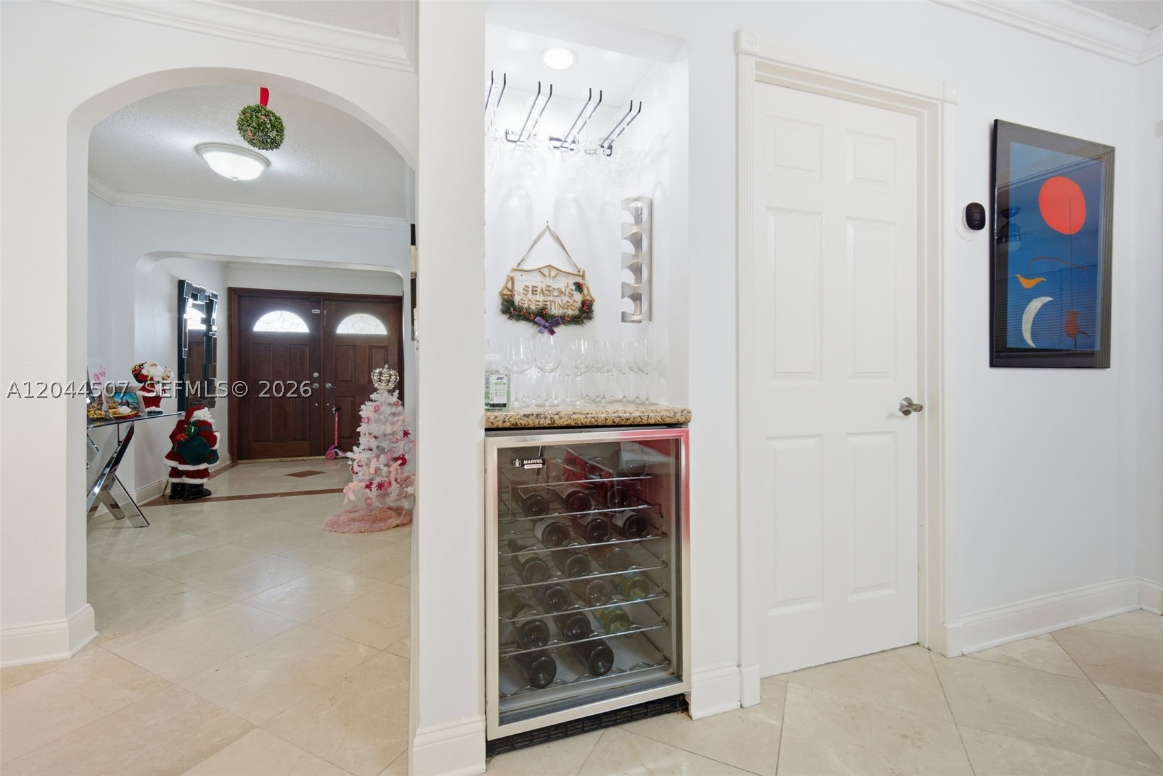 713 Diplomat Pkwy, Hallandale Beach FL 33009