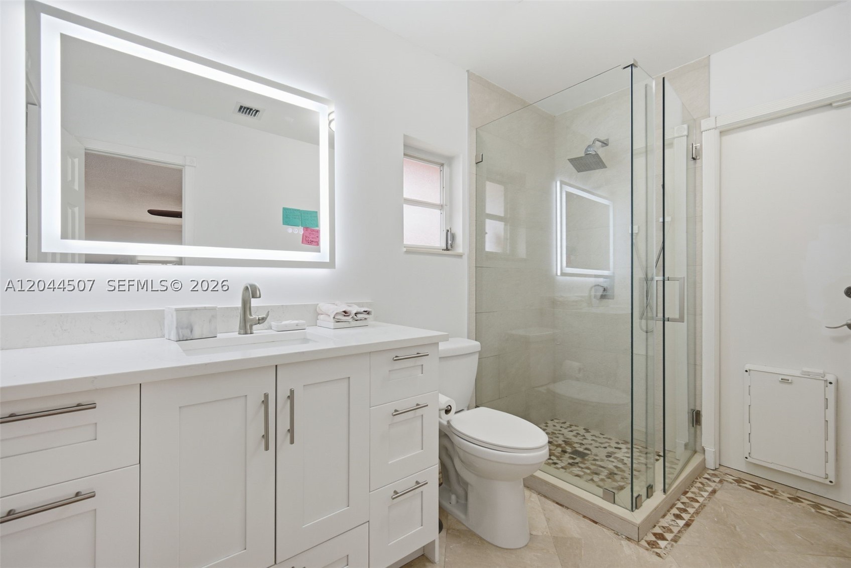 713 Diplomat Pkwy, Hallandale Beach FL 33009