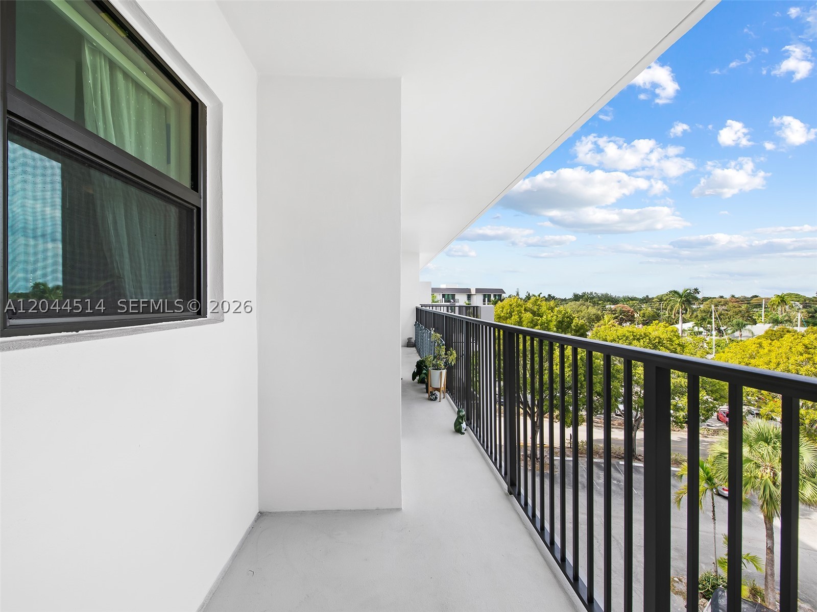 1000 River Reach Dr #516, Fort Lauderdale FL 33315