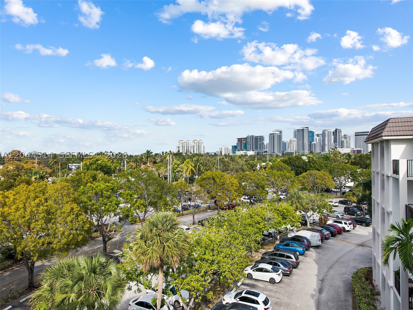 1000 River Reach Dr #516, Fort Lauderdale FL 33315