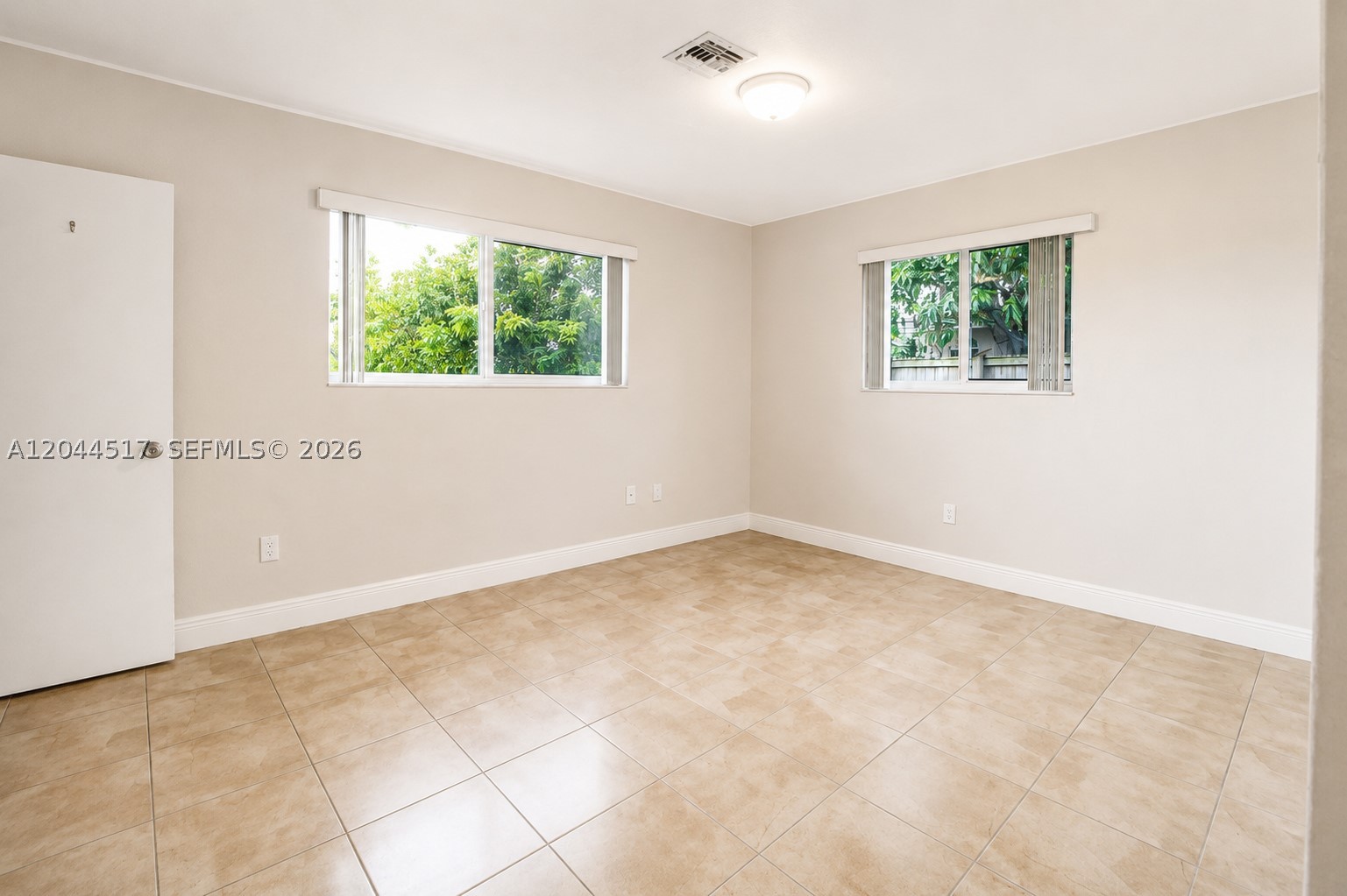15445 SW 99th Ave #15445, Miami FL 33157