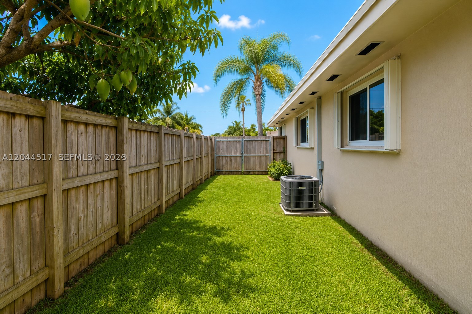 15445 SW 99th Ave #15445, Miami FL 33157