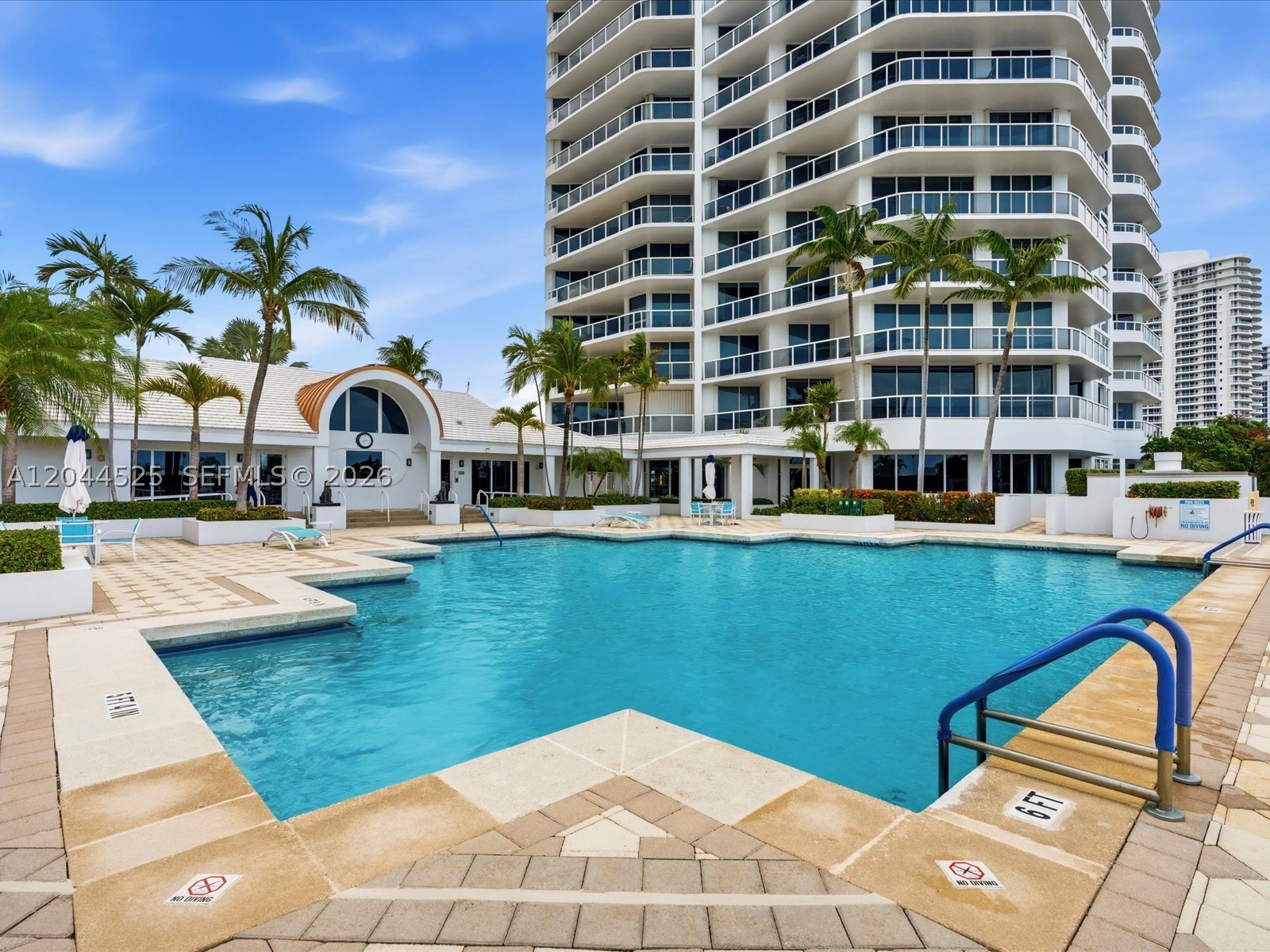3802 NE 207th St #1101, Aventura FL 33180