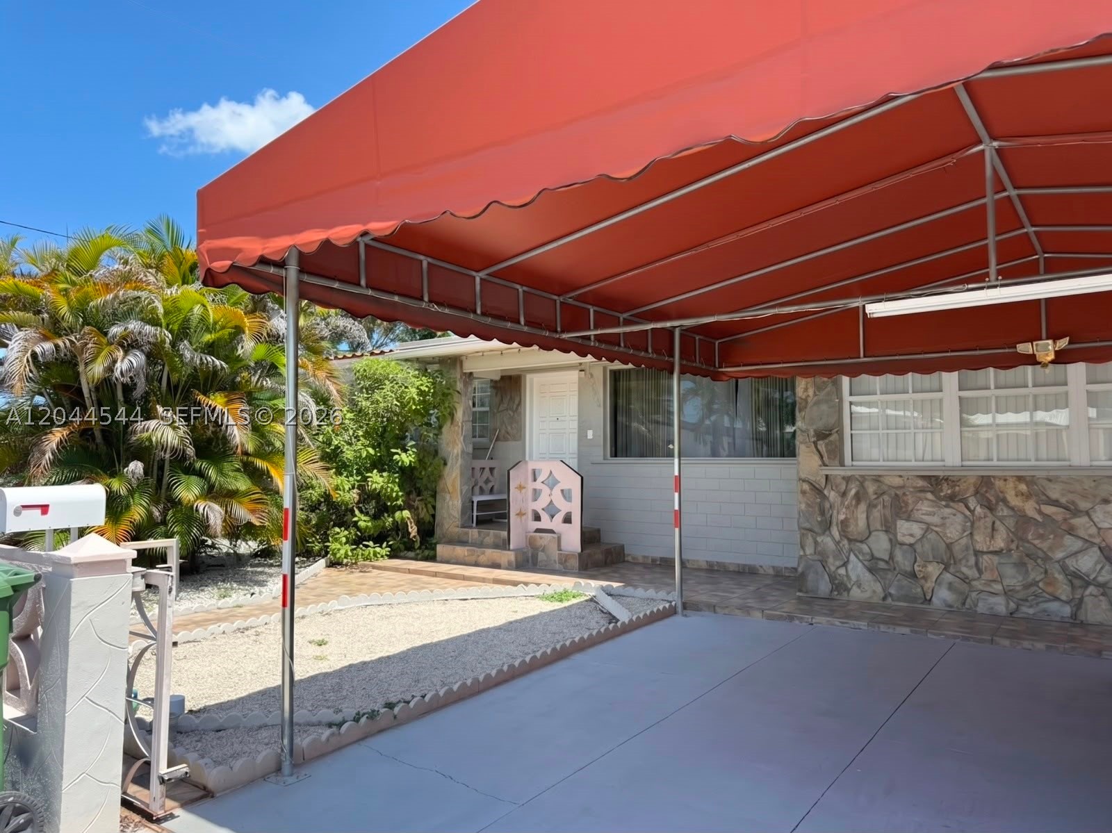 974 SE 1st St #974, Hialeah FL 33010