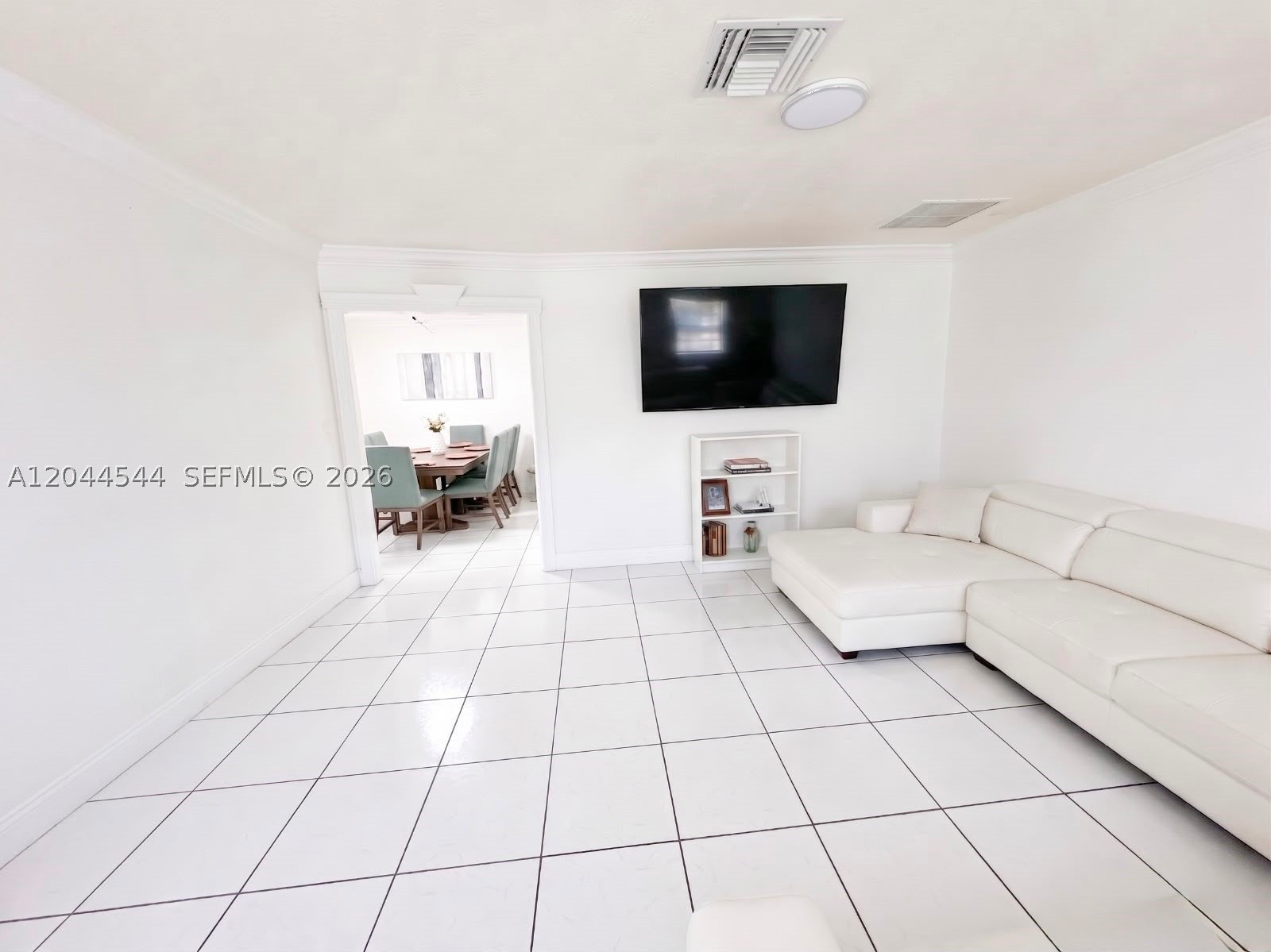 974 SE 1st St #974, Hialeah FL 33010