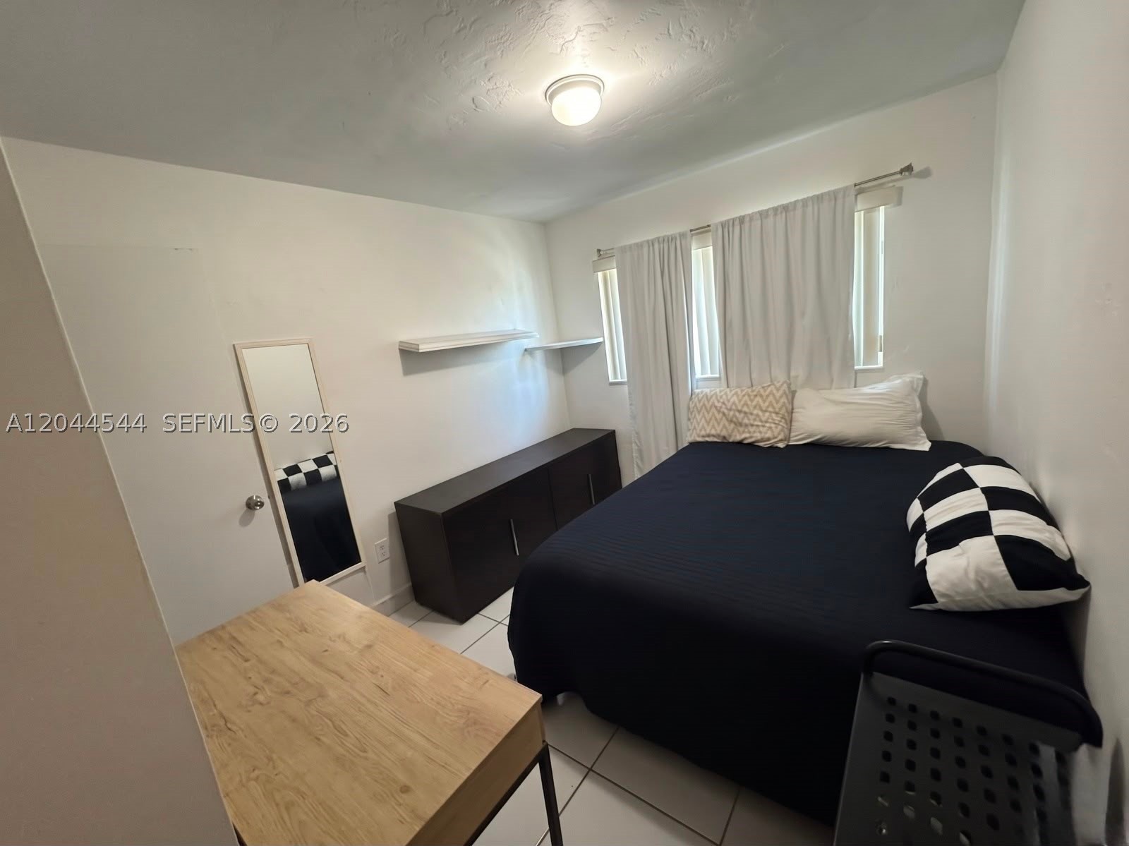 974 SE 1st St #974, Hialeah FL 33010