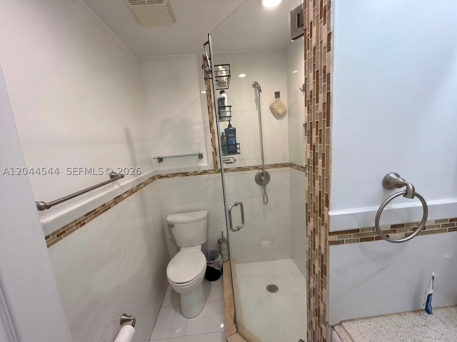 974 SE 1st St #974, Hialeah FL 33010