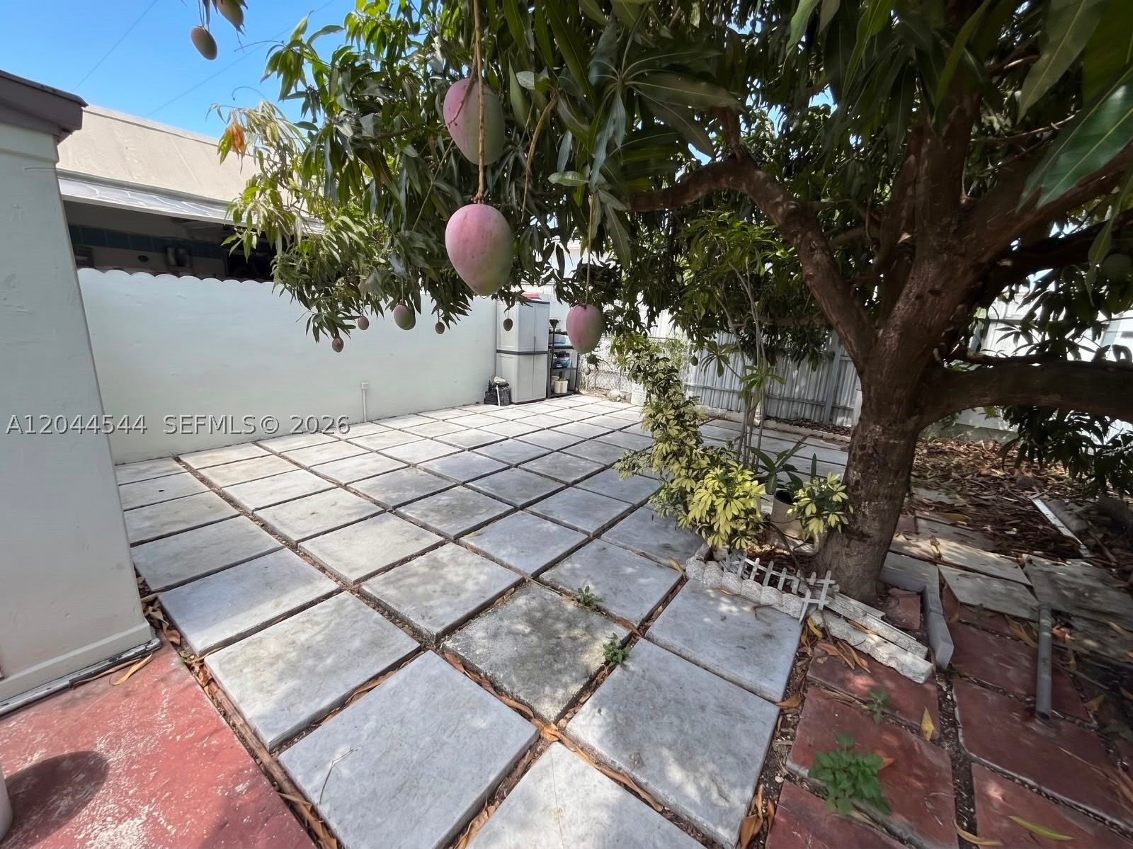 974 SE 1st St #974, Hialeah FL 33010