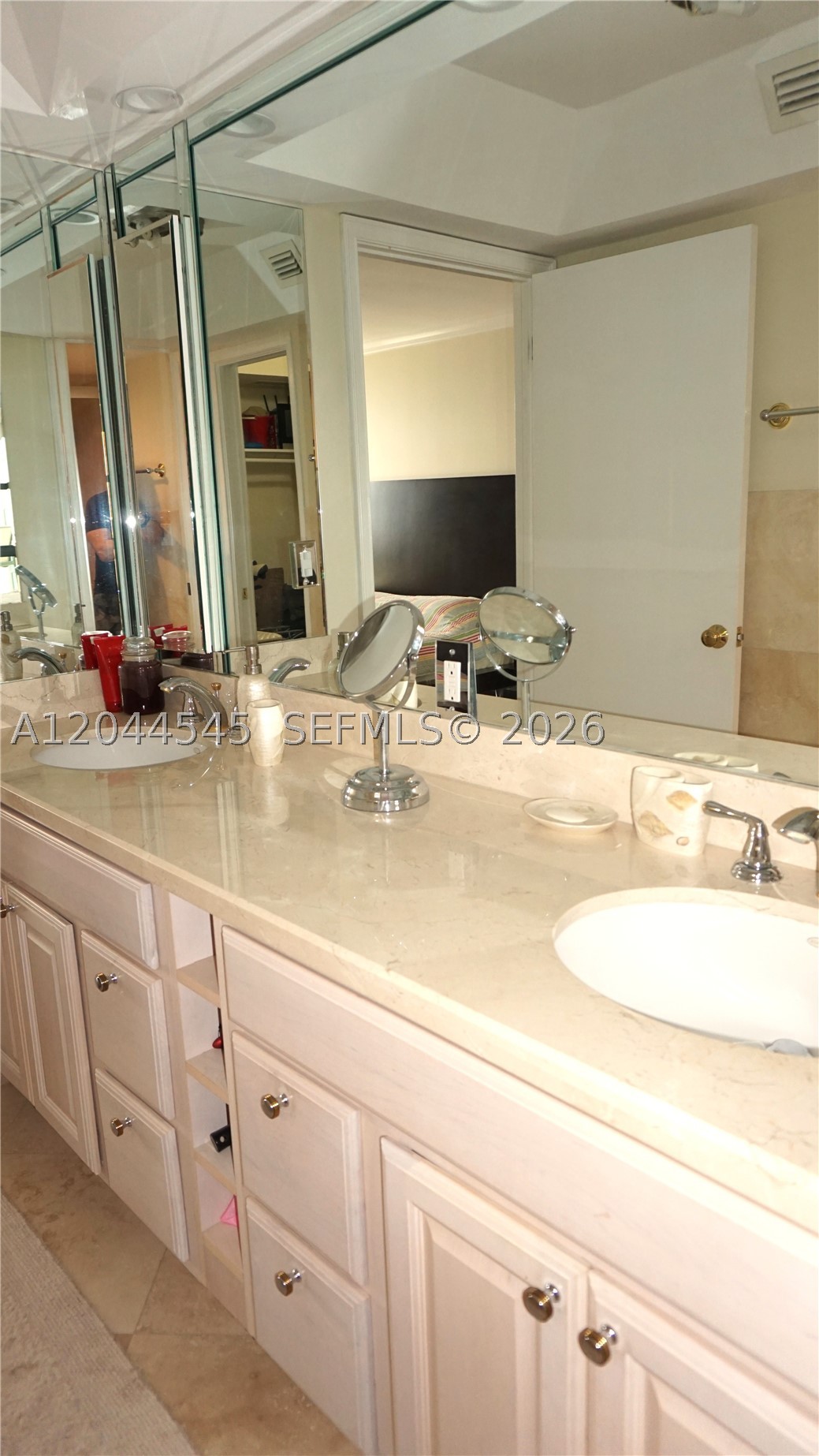 1111 Crandon Blvd #B705, Key Biscayne FL 33149