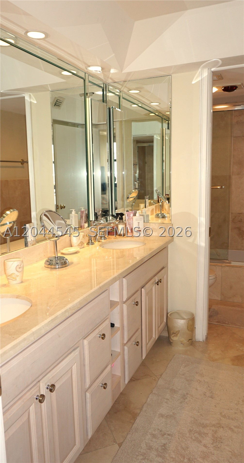 1111 Crandon Blvd #B705, Key Biscayne FL 33149