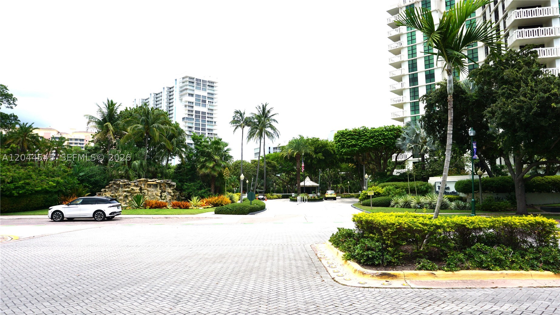 1111 Crandon Blvd #B705, Key Biscayne FL 33149