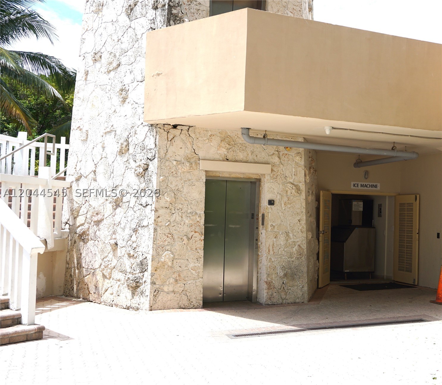 1111 Crandon Blvd #B705, Key Biscayne FL 33149