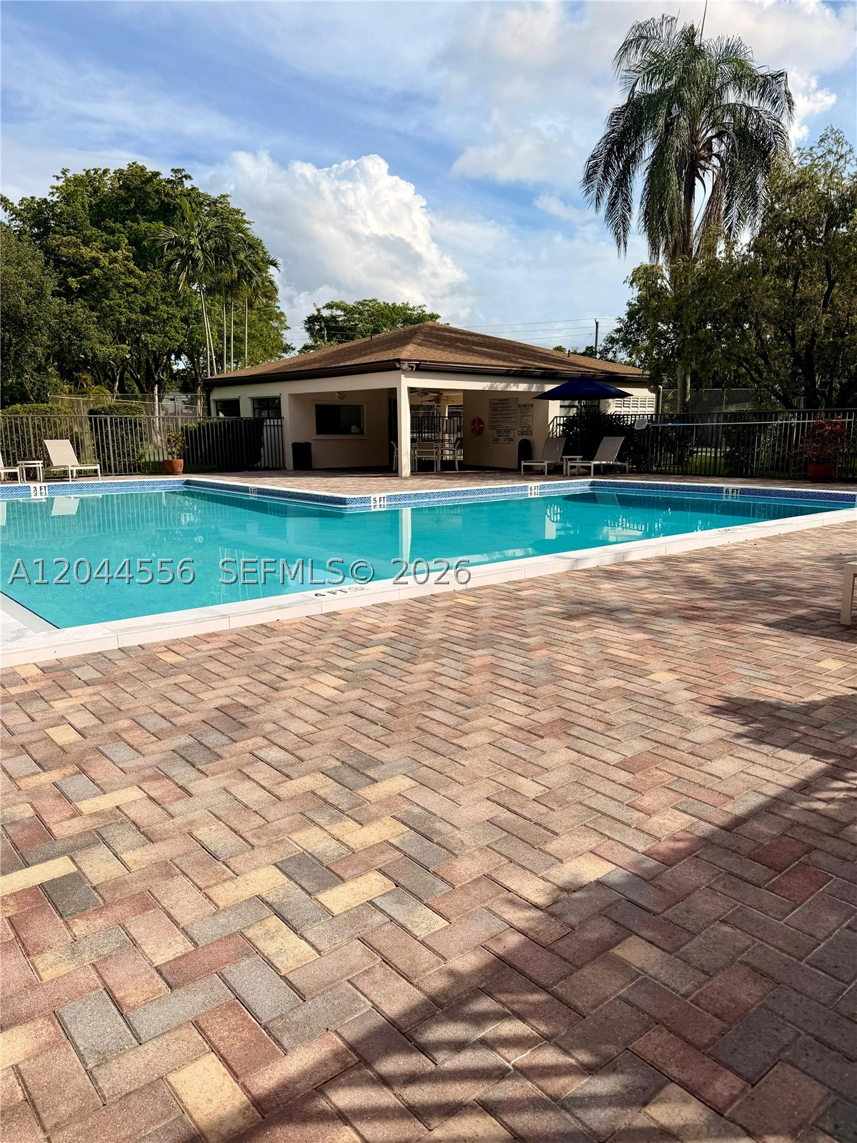 8646 SW 94th St, Miami FL 33156