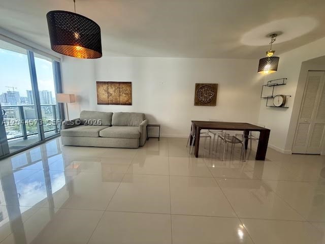 488 NE 18th St #2802, Miami FL 33132