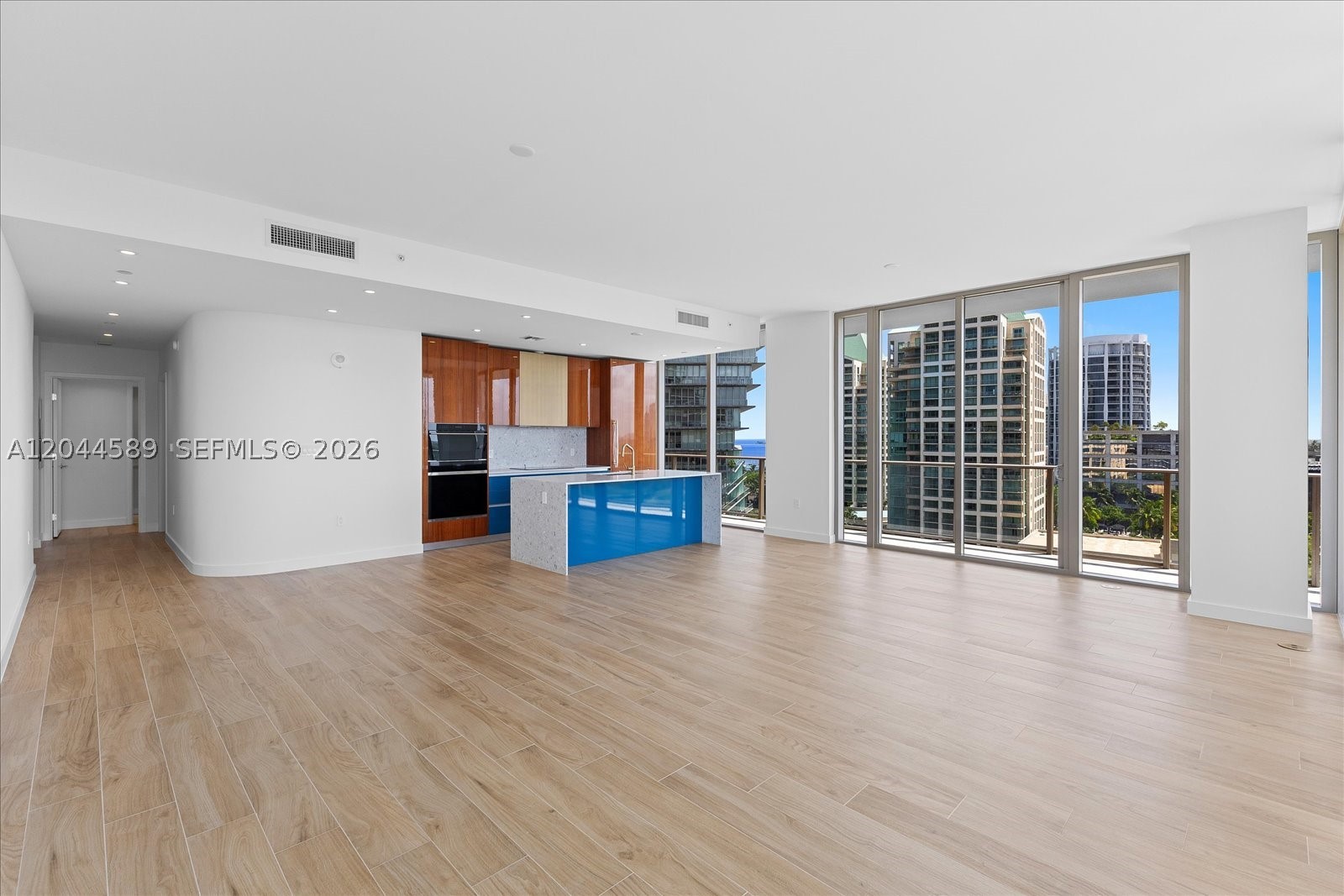2678 Tigertail Ave #1001, Miami FL 33133