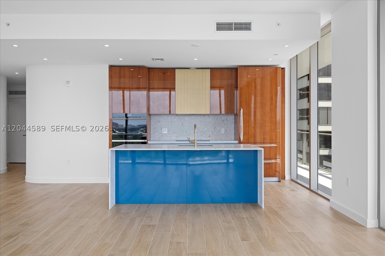 2678 Tigertail Ave #1001, Miami FL 33133