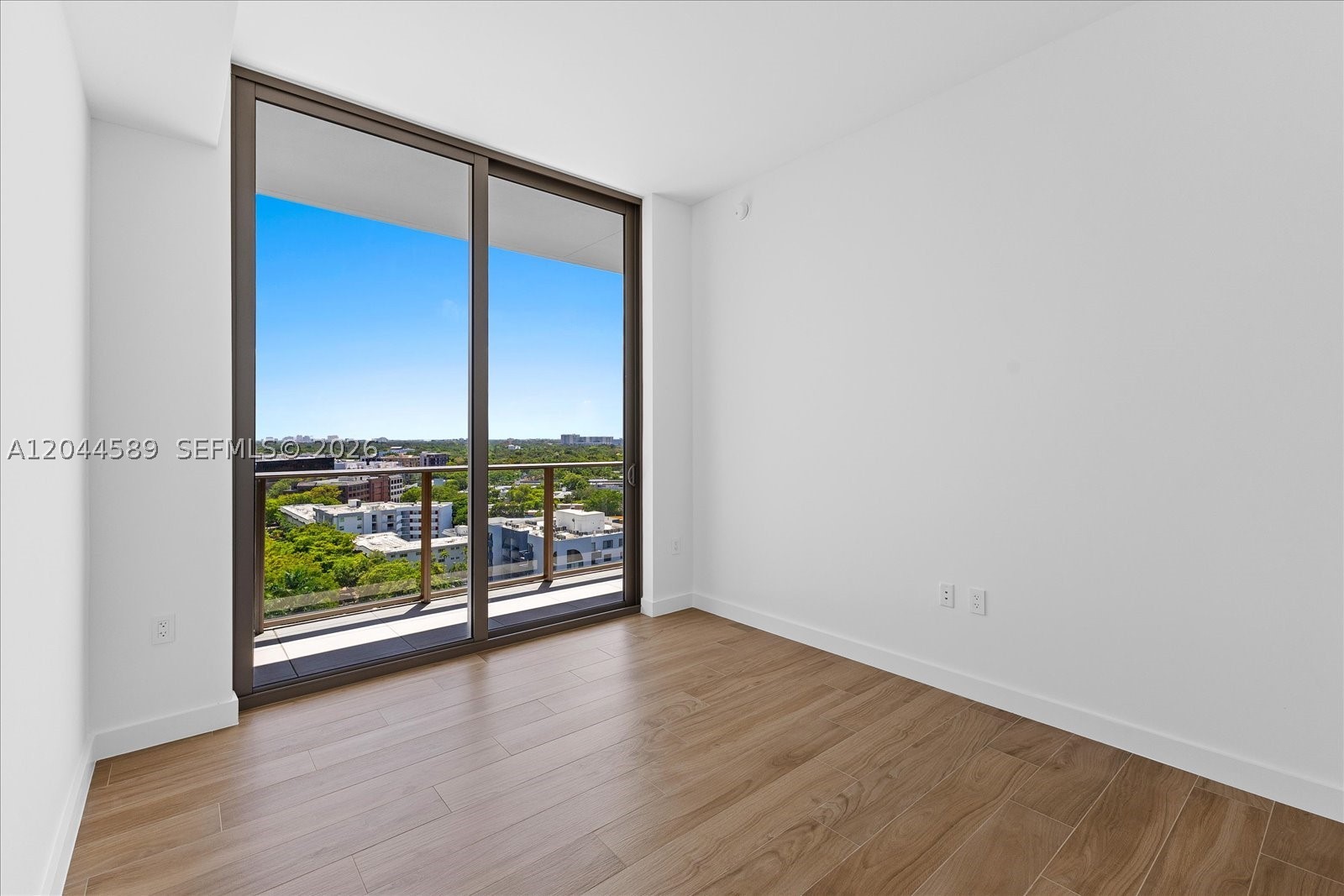 2678 Tigertail Ave #1001, Miami FL 33133