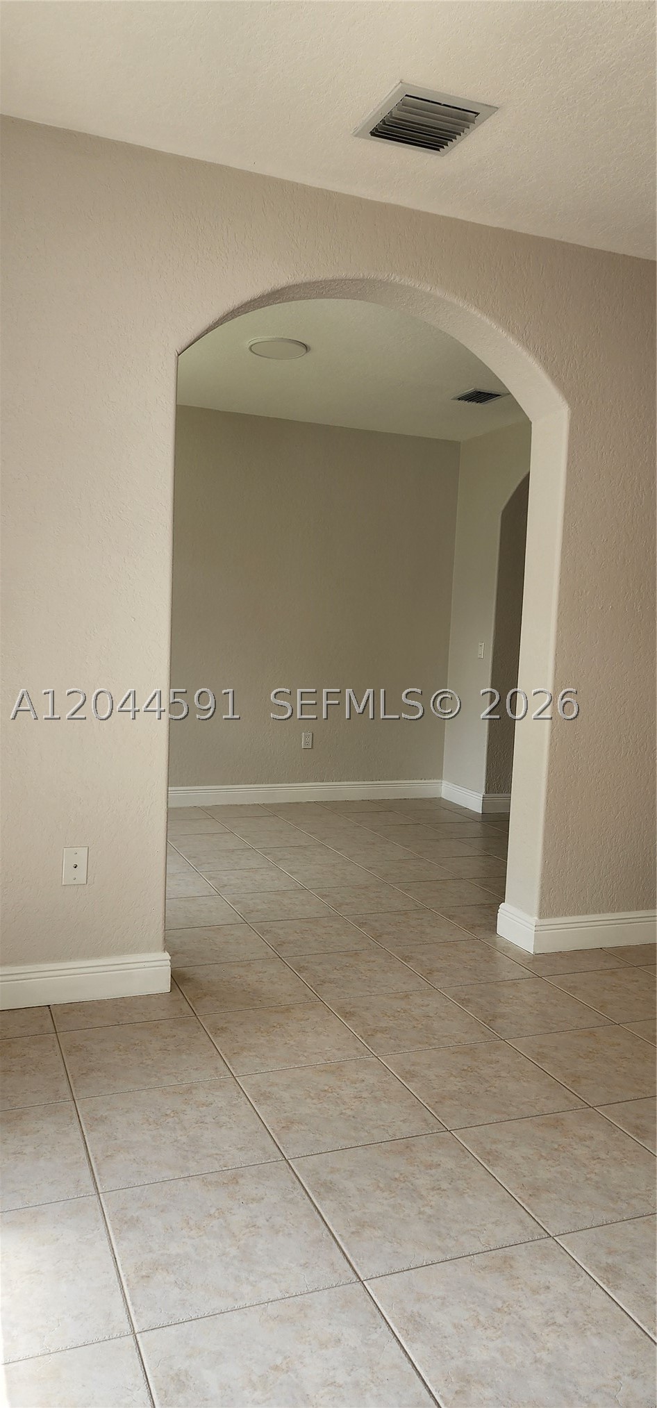 16507 NW 91st Ave, Miami Lakes FL 33018