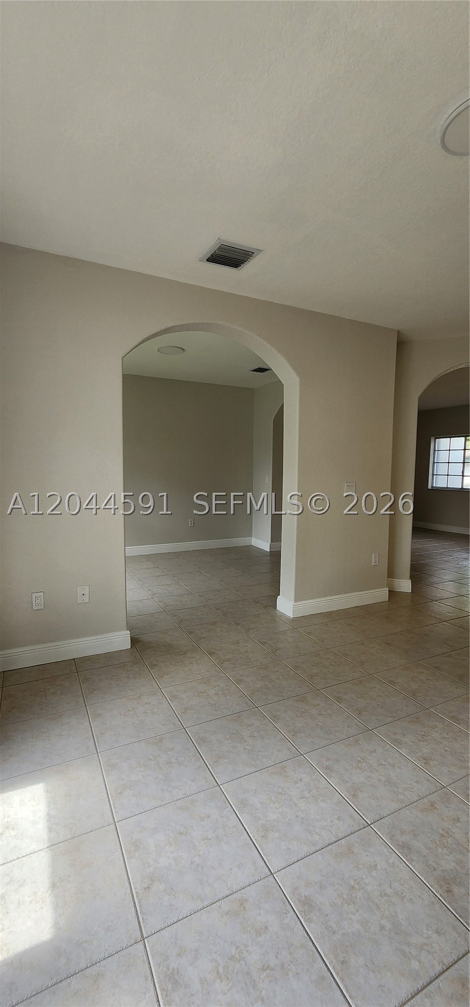 16507 NW 91st Ave, Miami Lakes FL 33018
