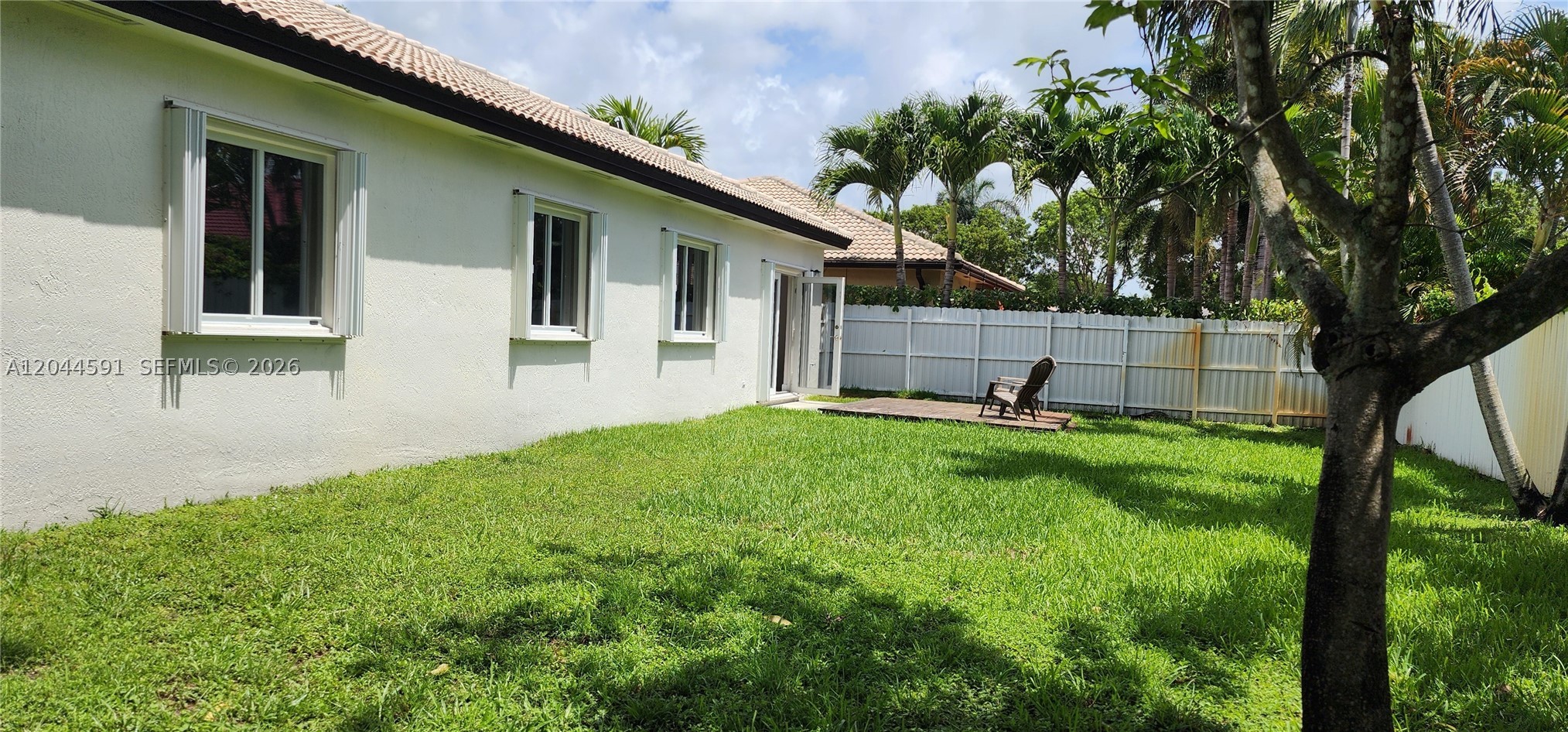 16507 NW 91st Ave, Miami Lakes FL 33018