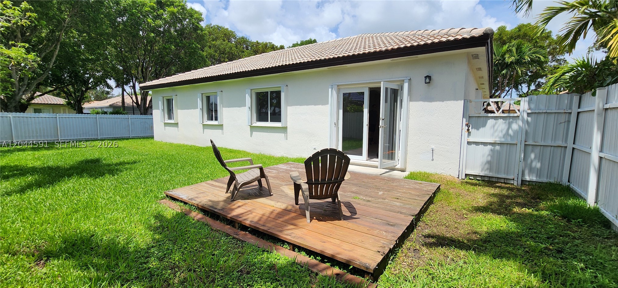 16507 NW 91st Ave, Miami Lakes FL 33018