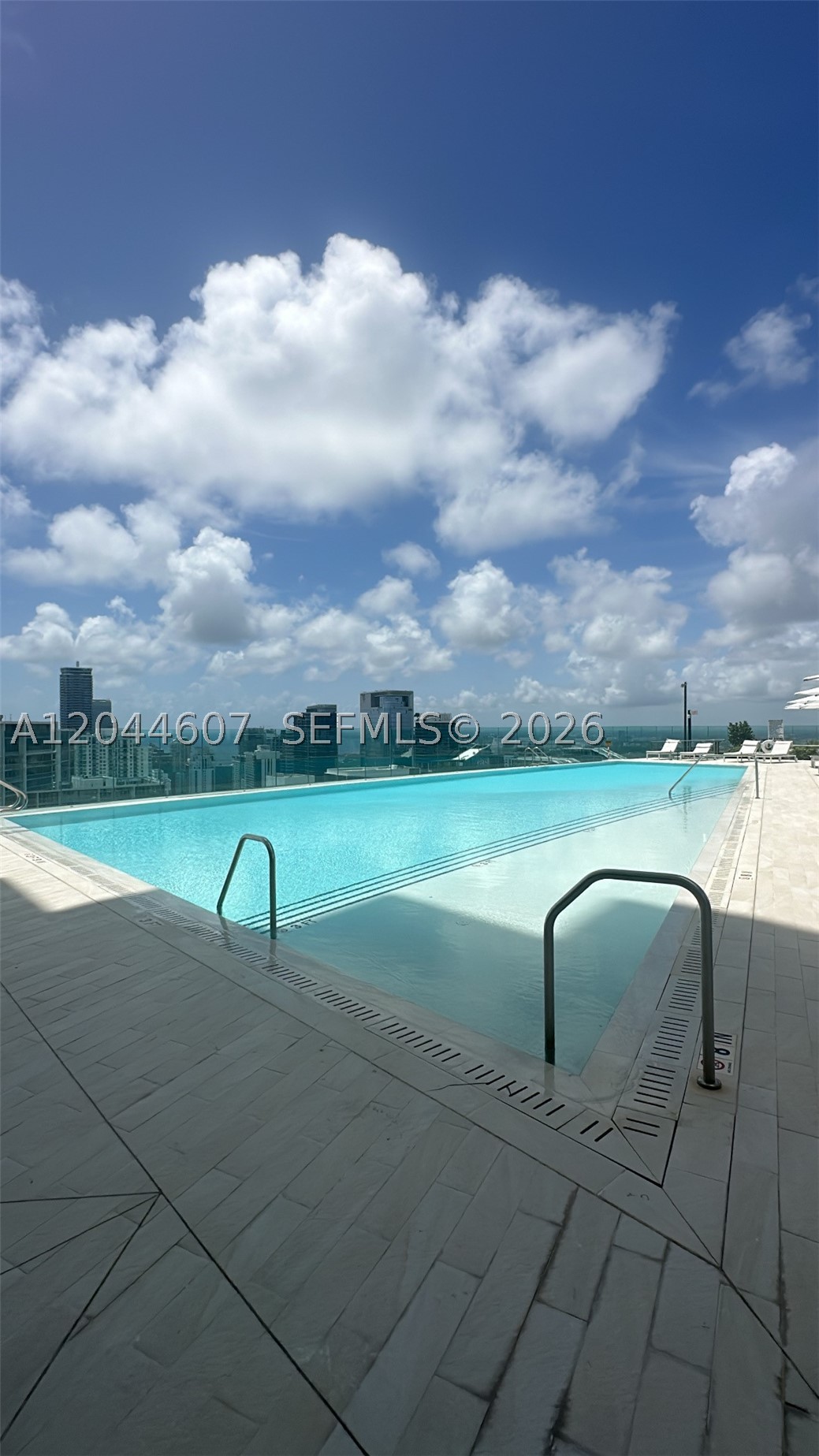 300 Biscayne Blvd Way #1909, Miami FL 33131