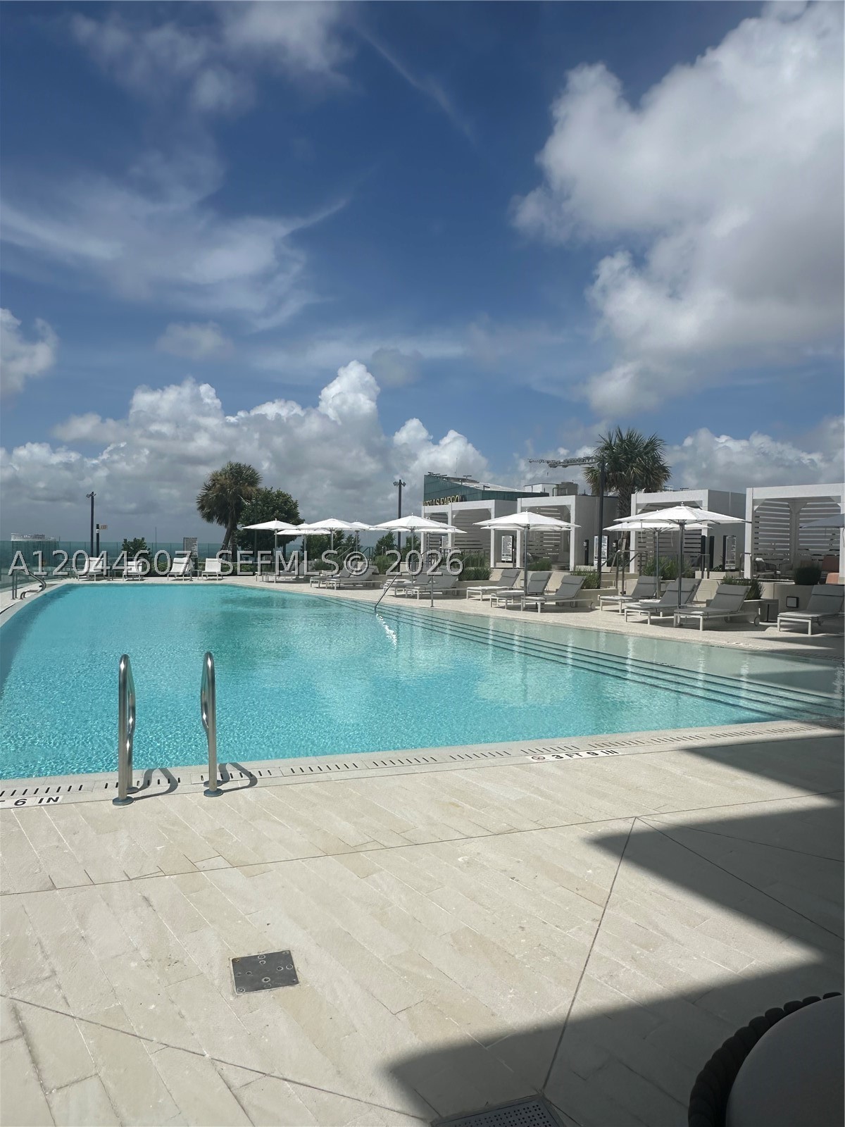 300 Biscayne Blvd Way #1909, Miami FL 33131