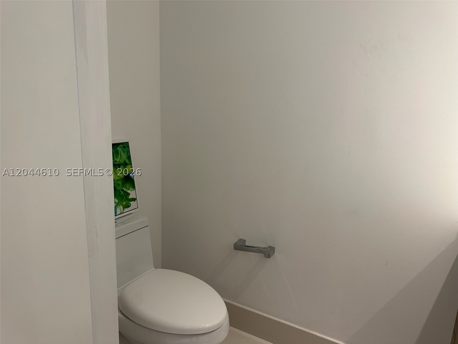 121 NE 34th St #1915, Miami FL 33137
