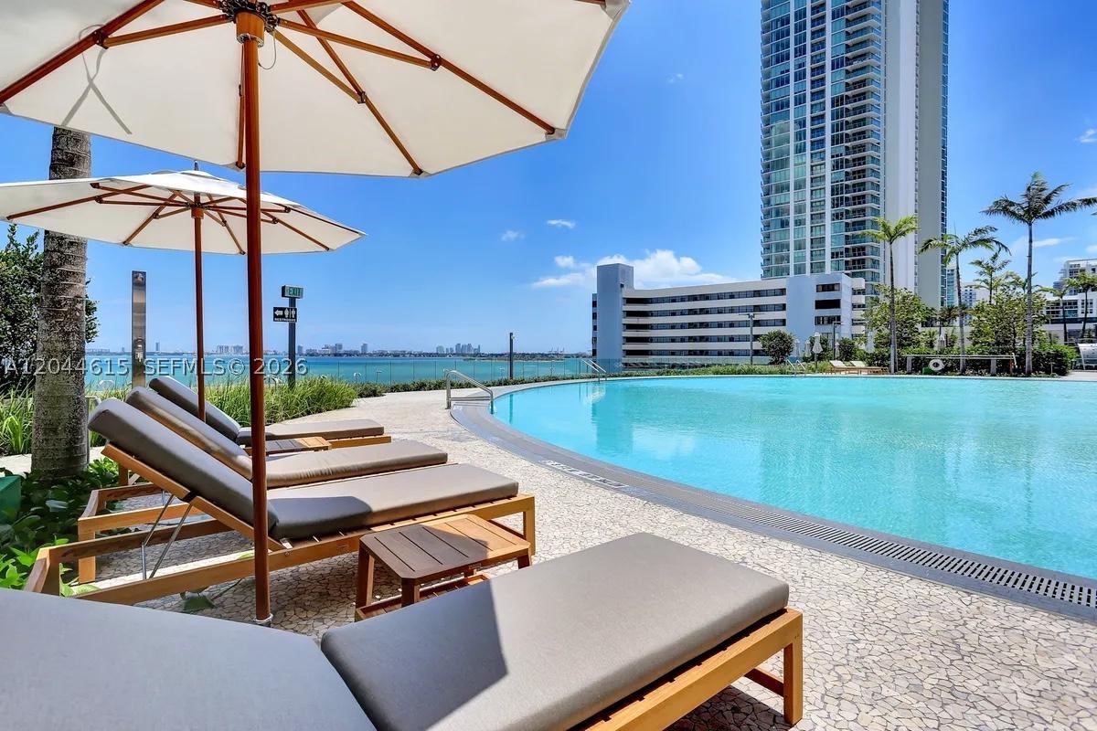 650 NE 32nd St #4805, Miami FL 33137