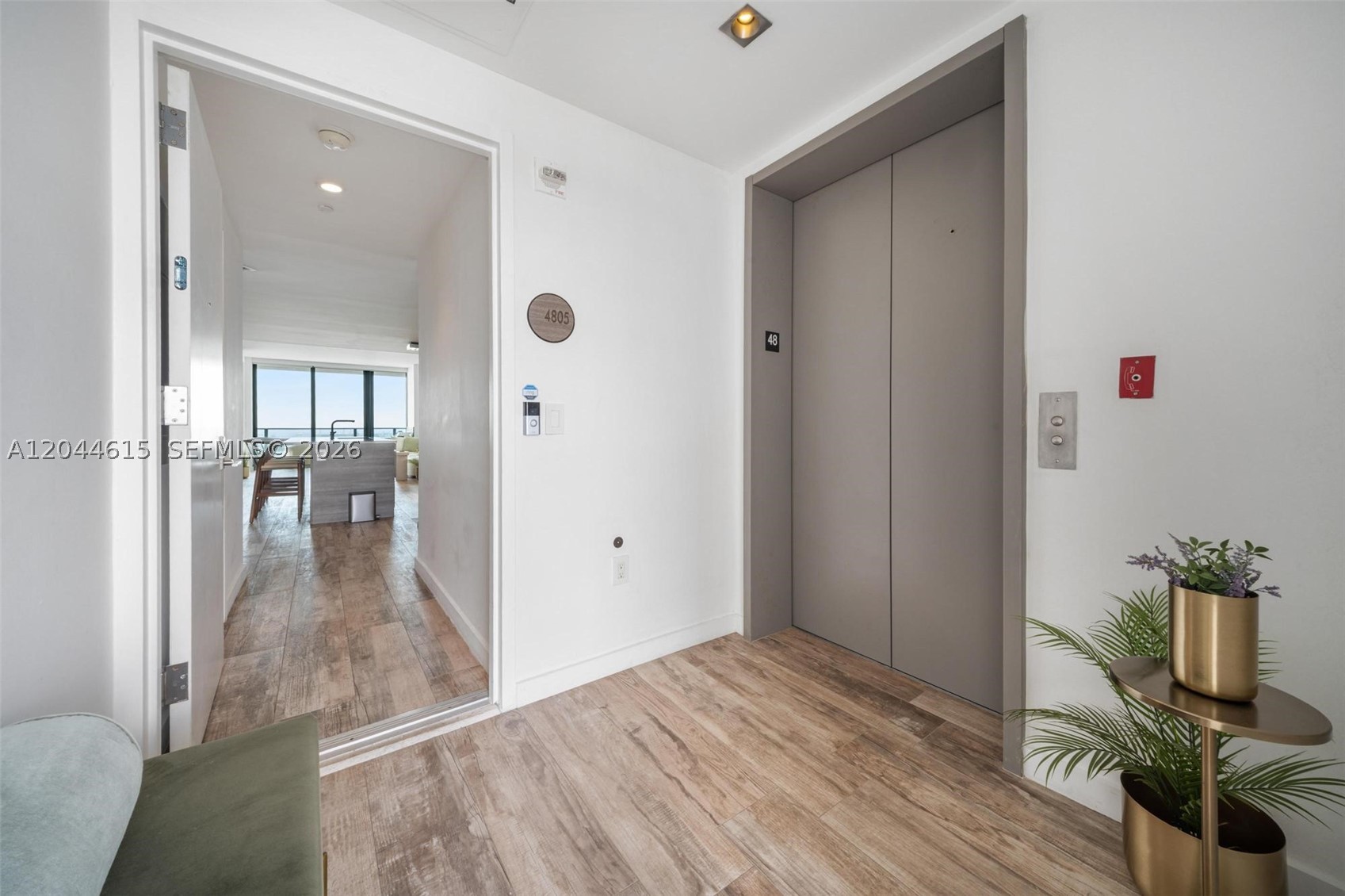 650 NE 32nd St #4805, Miami FL 33137