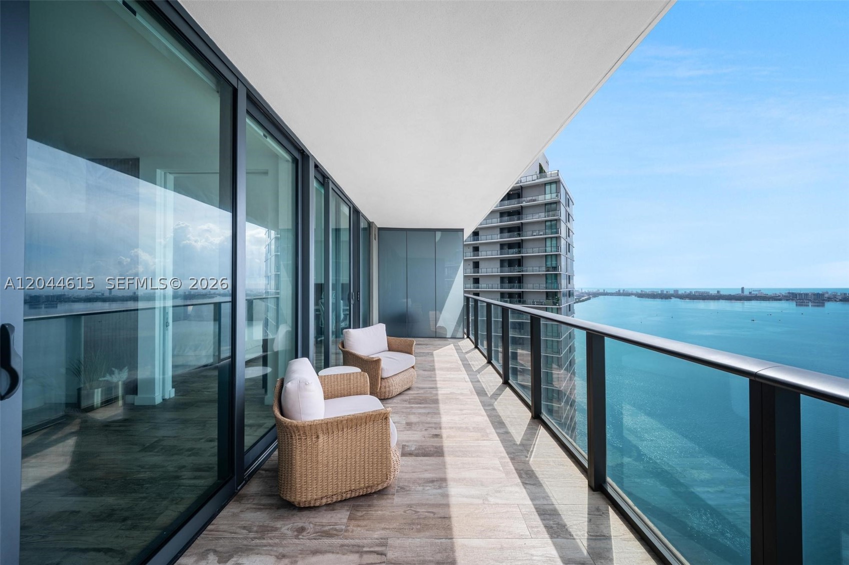 650 NE 32nd St #4805, Miami FL 33137