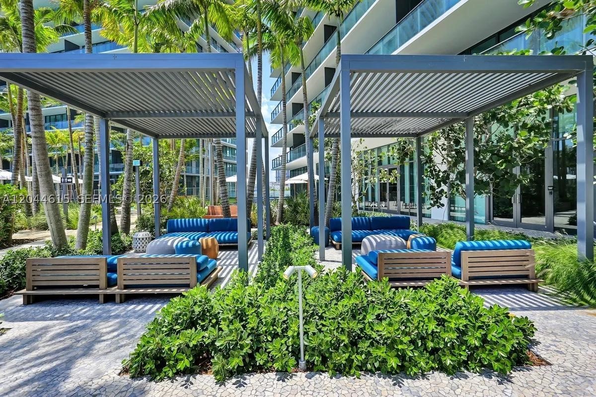 650 NE 32nd St #4805, Miami FL 33137