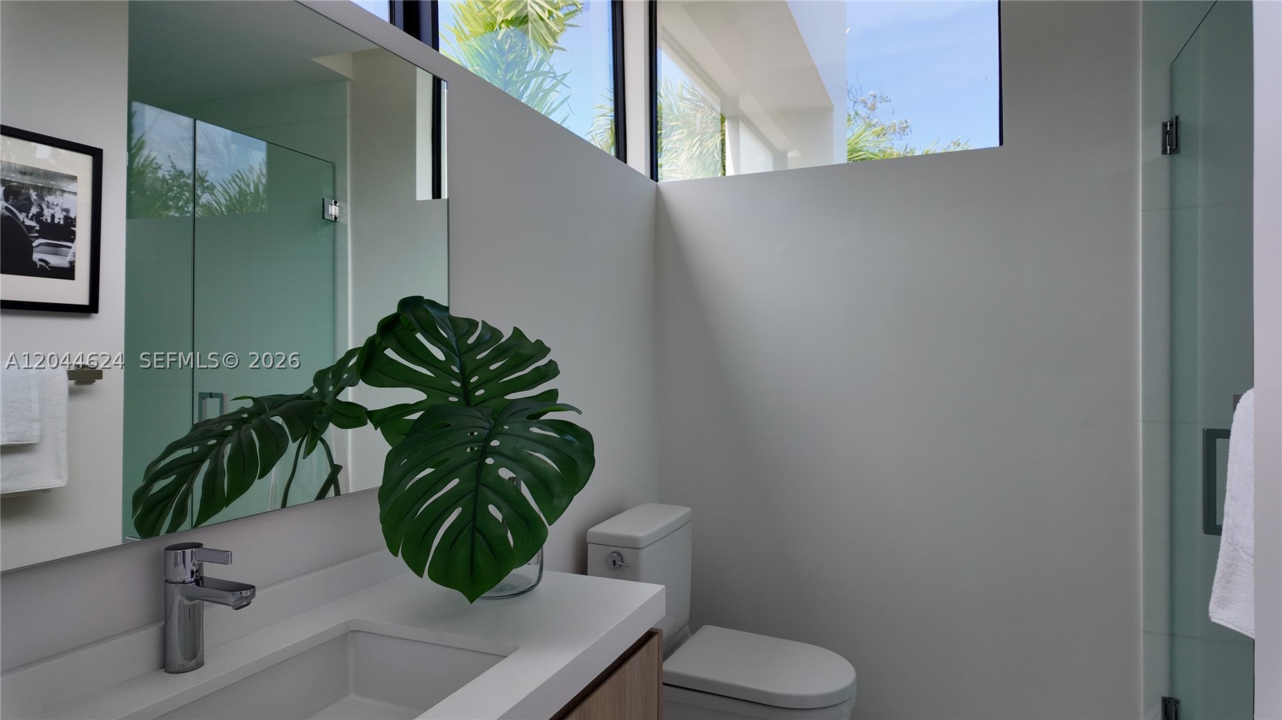 570 S Shore Dr, Miami Beach FL 33141
