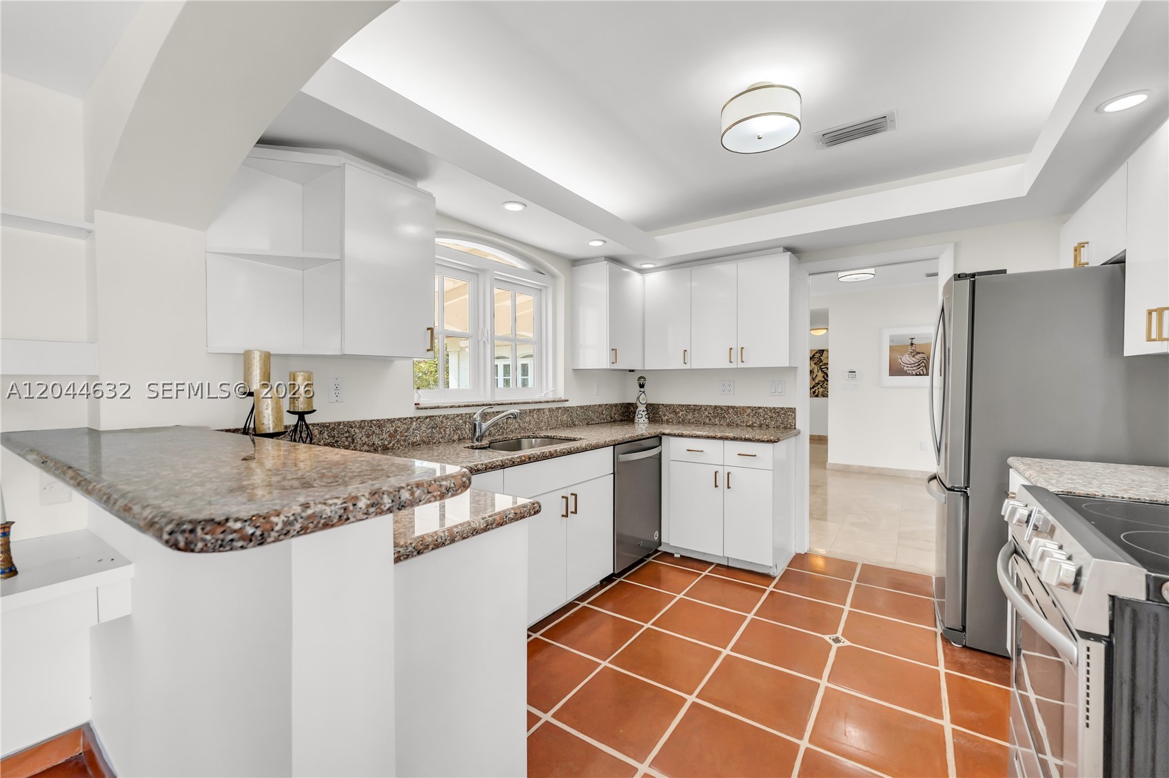 7500 W Treasure Dr, North Bay Village FL 33141
