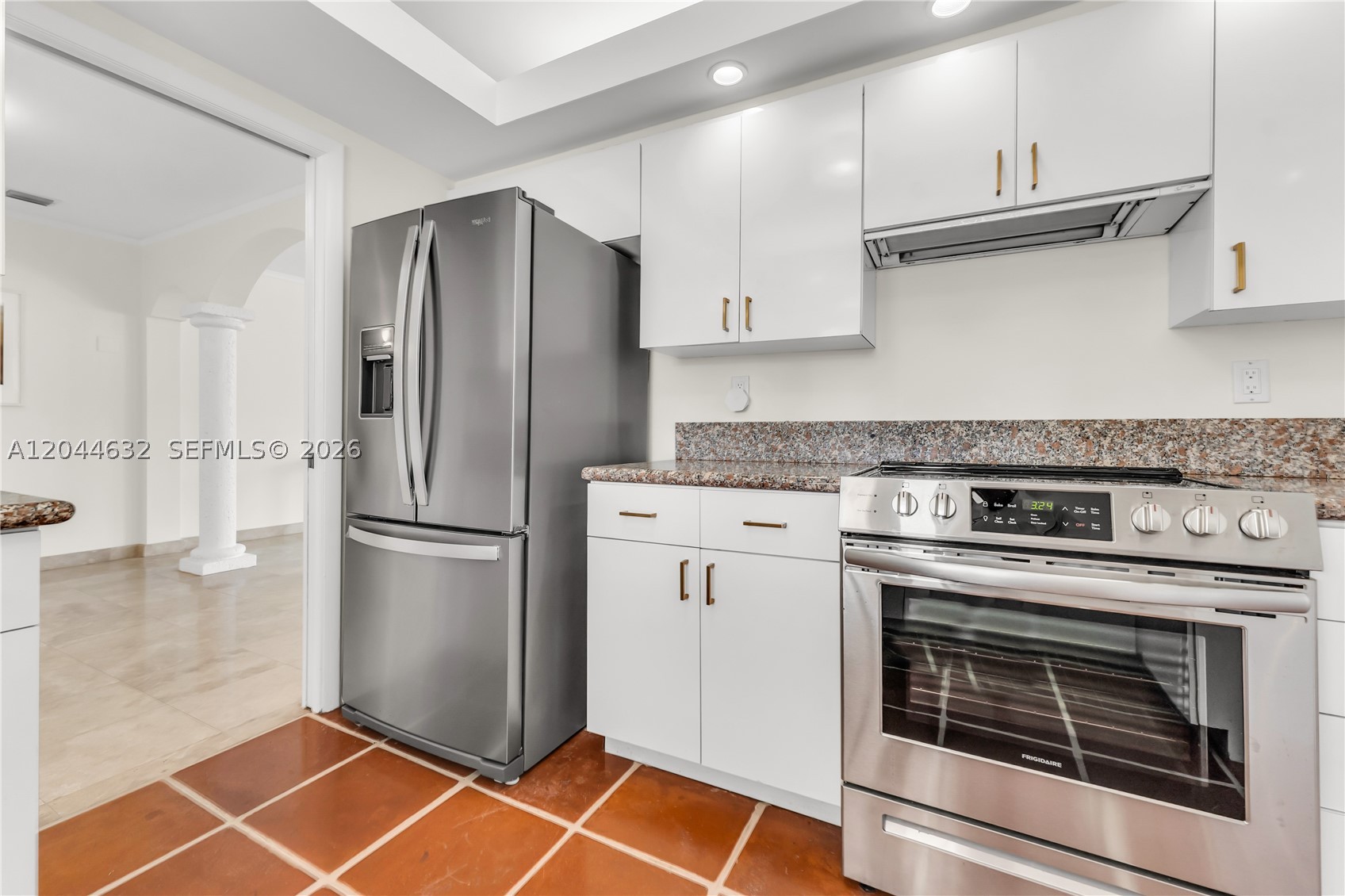 7500 W Treasure Dr, North Bay Village FL 33141