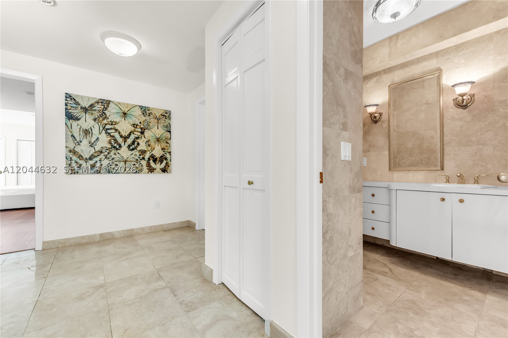 7500 W Treasure Dr, North Bay Village FL 33141
